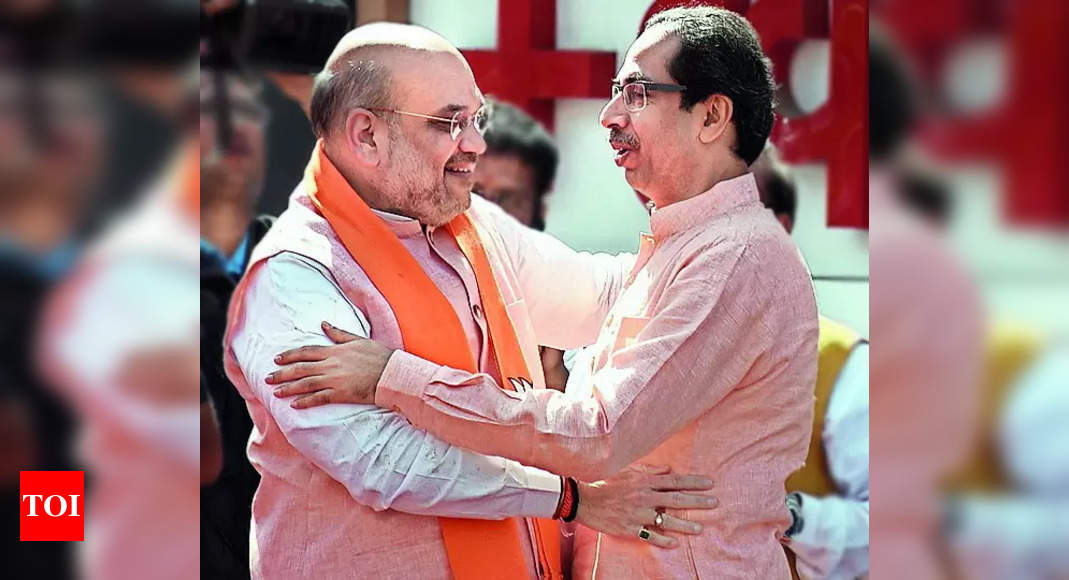 In reply to Aurangzeb jibe, Uddhav Thackeray dubs Amit Shah political descendant of Abdali | Pune News