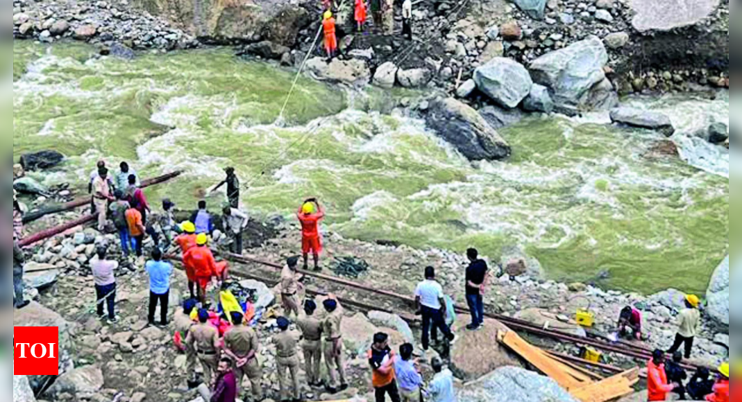 Himachal Pradesh flash floods: 4 days on, no trace of 44 missing persons | Shimla News