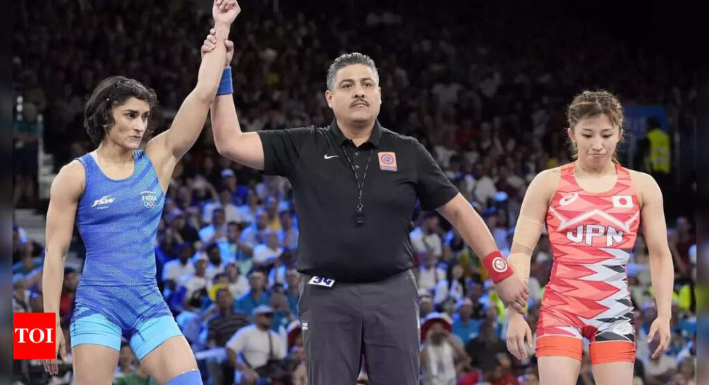 Vinesh Phogat wins over reigning gold-medallist Yui Susaki to advance to the Paris Olympics quarter-final | Paris Olympics 2024 News