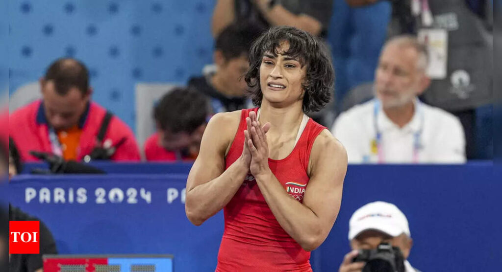 'Overweight' Vinesh Phogat likely to be disqualified, may miss medal at Paris Olympics: Report | Paris Olympics 2024 News