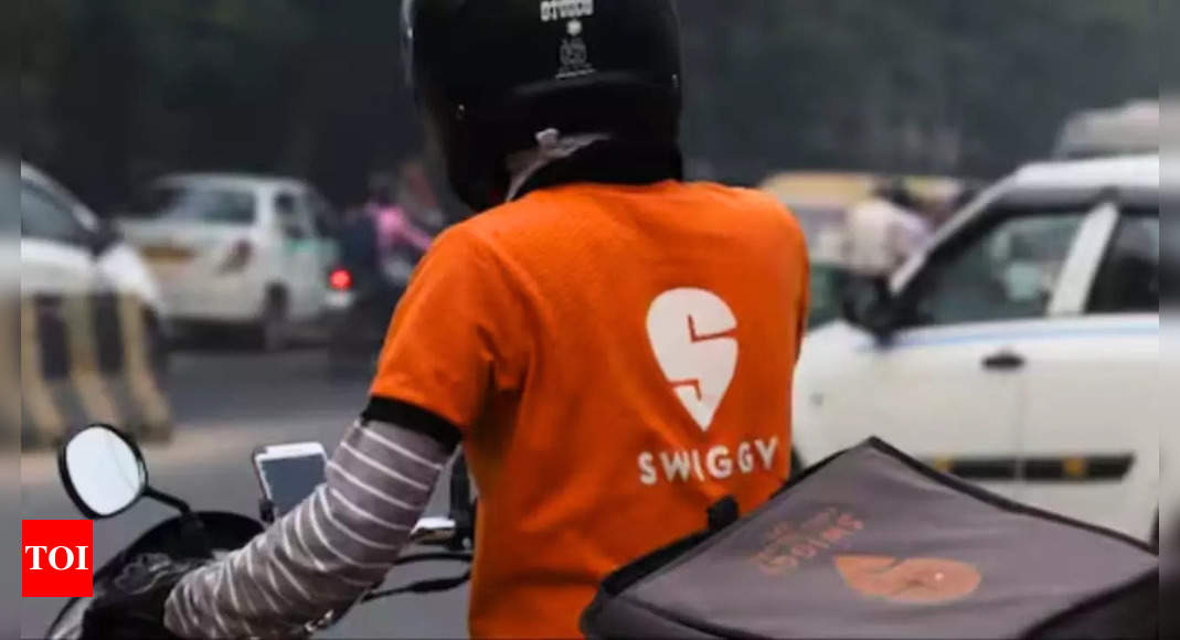 Swiggy makes 'Shaadi offer' to couple, HDFC Bank joins the 'joy' with extra discount offer