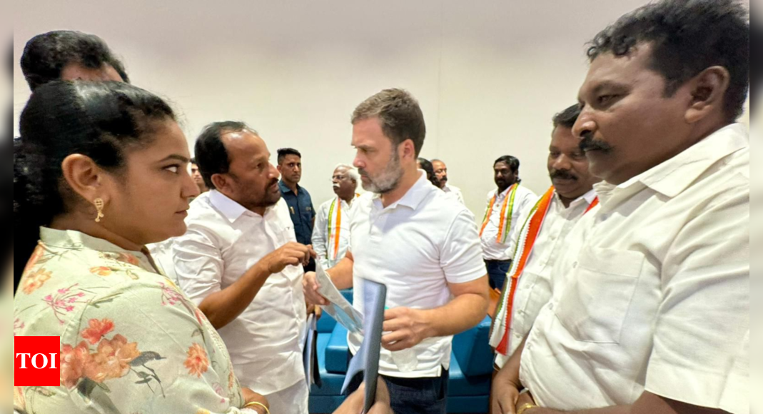 'It is our right to meet anyone ...': Rahul Gandhi engages with fishermen and Right to Food activists | India News