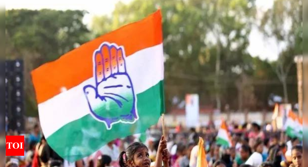 Cong attacks Modi on ‘Har Ghar Tiranga’