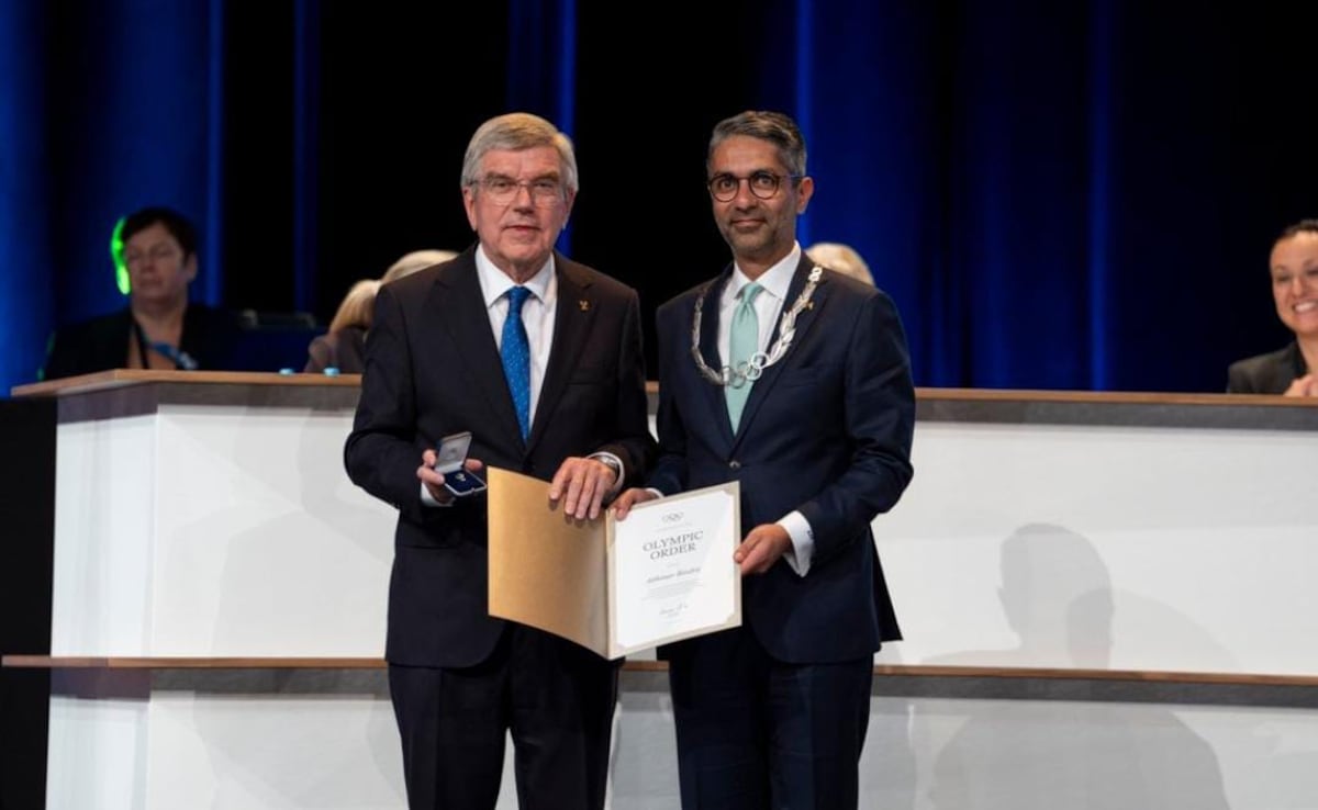 Abhinav Bindra Hhonored With Olympic Order At IOC Session In Paris