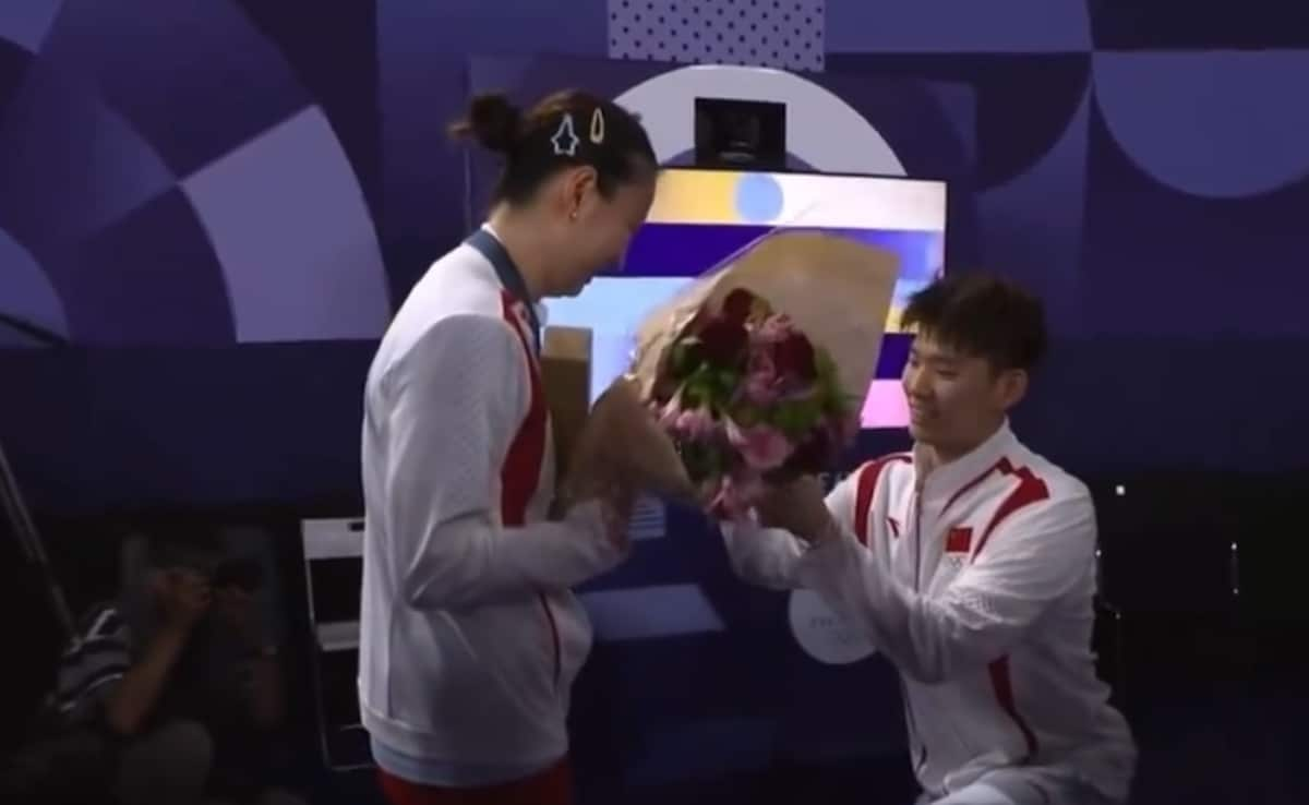 Chinese Shuttler Wins Gold, Gets Proposed By Teammate On Court. This Happens Next. Watch