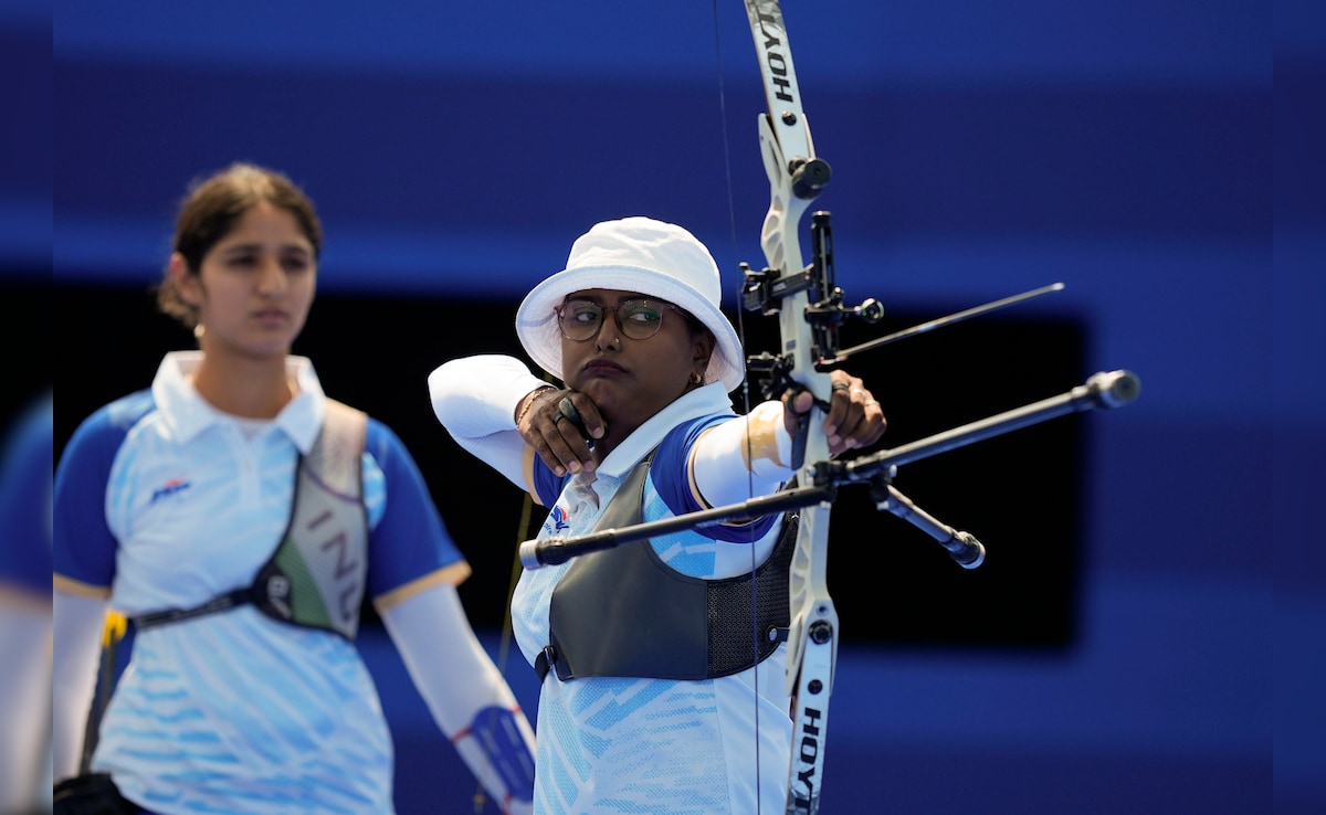 Deepika Kumari Reaches Women's Individual Archery Quarterfinals; Bhajan Kaur Eliminated