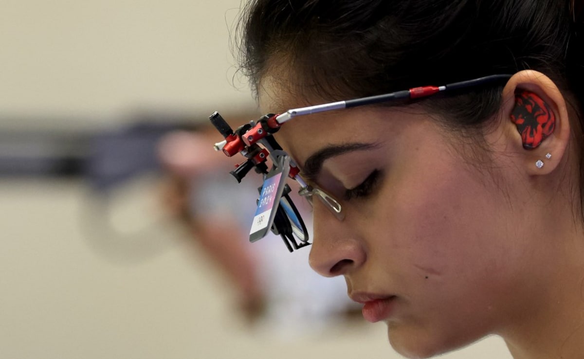 "Good Thing She Has...": Manu Bhaker's Father Reacts After Shooter Misses Olympics Medal