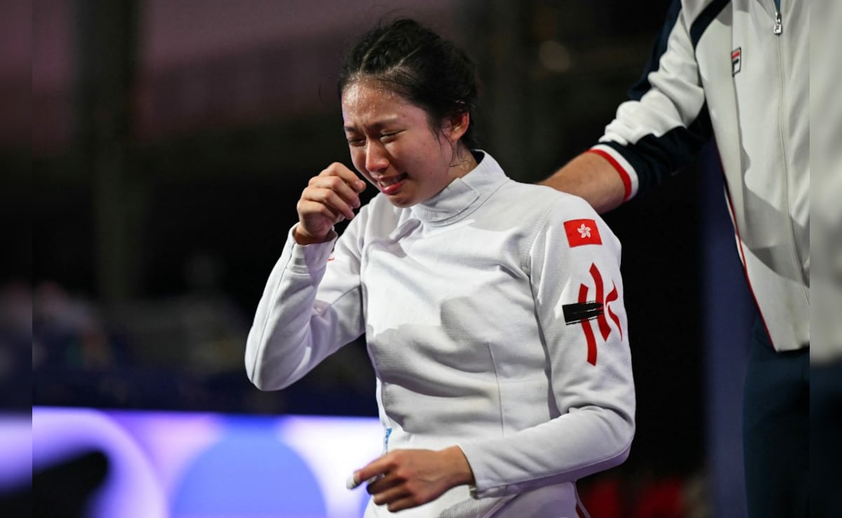 Olympic Gold Medallist Vivian Kong Retires From Full-Time Fencing