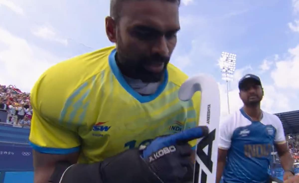 PR Sreejesh's Heartfelt Gesture For Wife After India's Quarterfinal Win In Paris Olympics. Watch