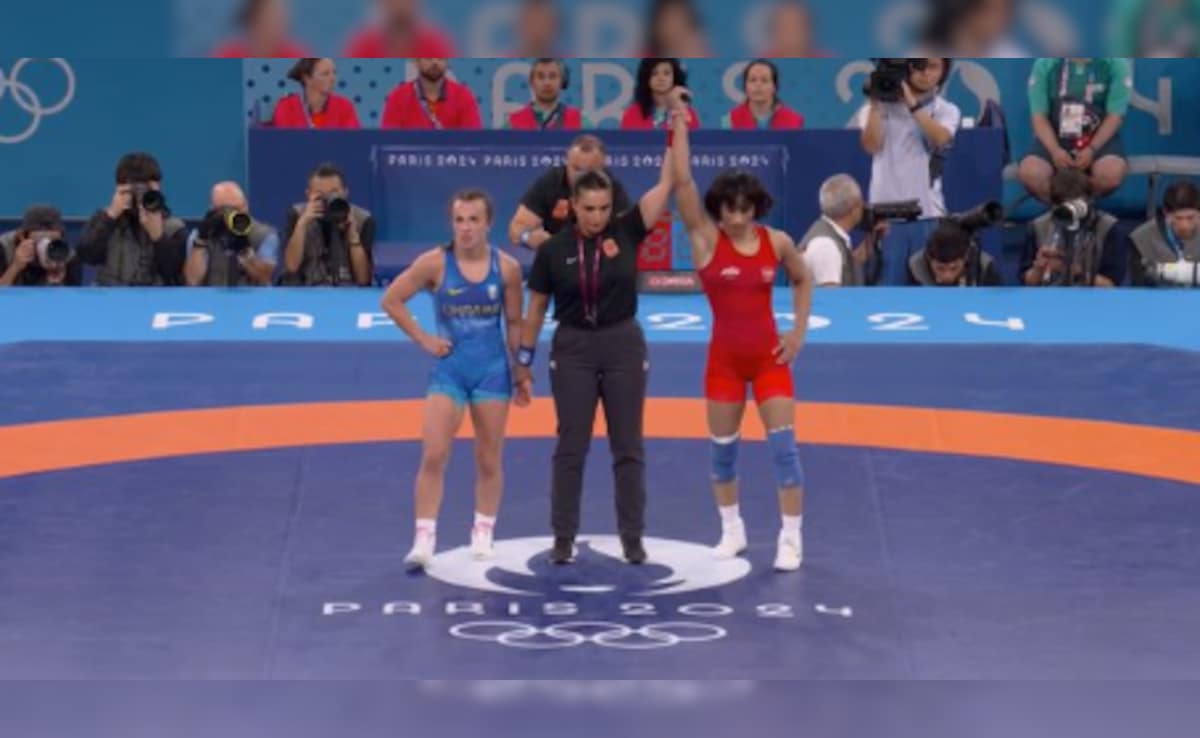 Star Grappler Vinesh Phogat Enters Maiden Olympic Semi-Final